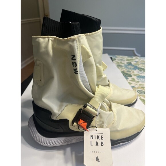 Nike NIKELAB NSW Gaiter Boot Shoe Sneaker Pale Citron Black  AA0528-700 Wm Sz 6 - Picture 1 of 16